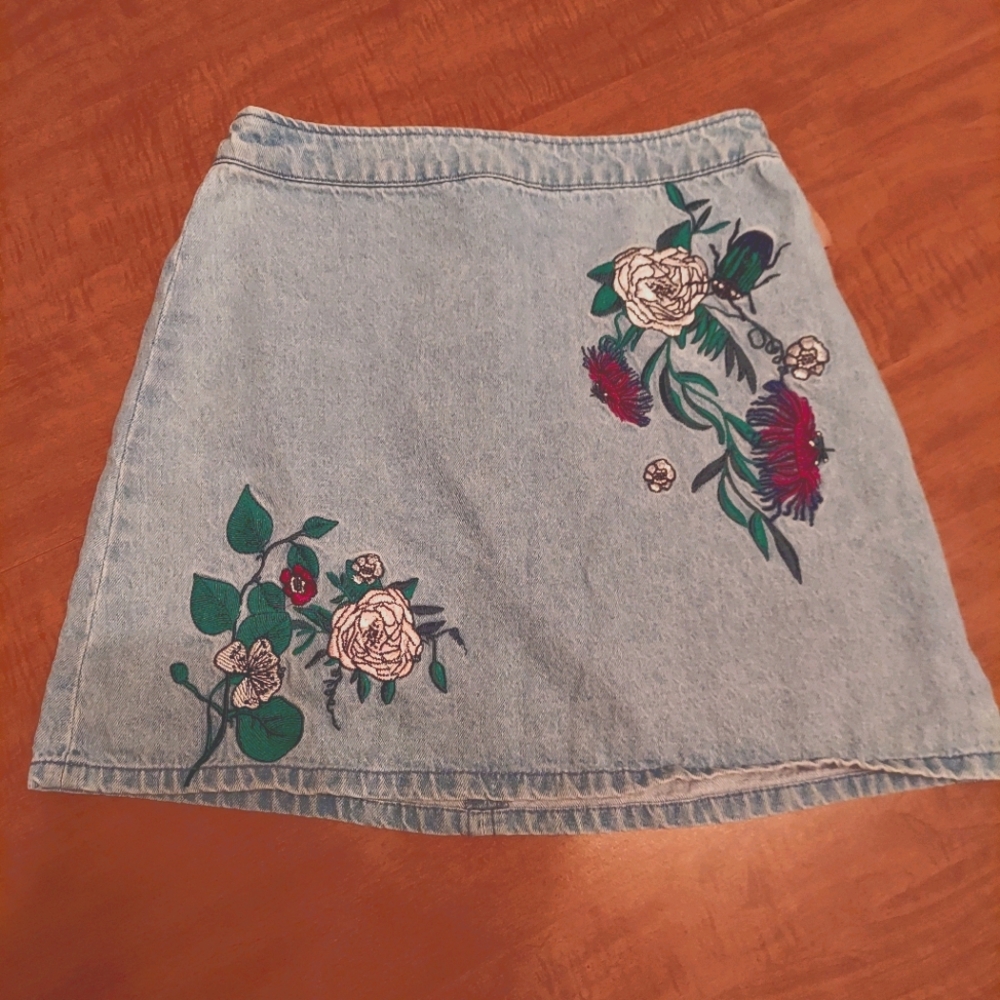 Juniors H&M Coachella skirt